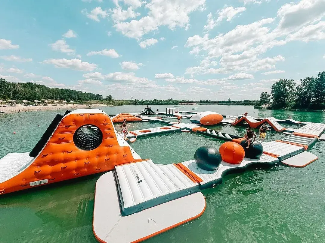 /uploads/activities/inflatable-water-course.webp